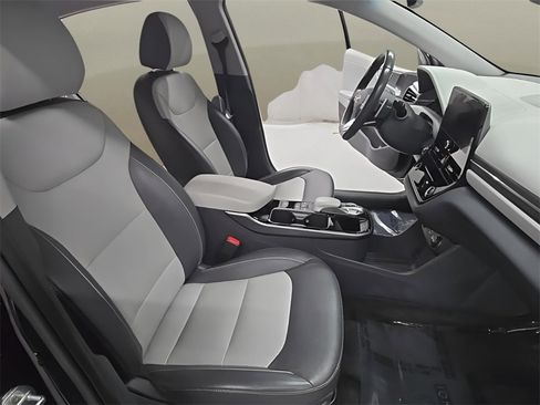 Used 2020 Hyundai Ioniq Limited image 20