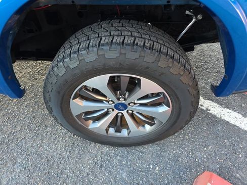 Used 2020 Ford F150 Lariat w/ Equipment Group 502A Luxury image 11