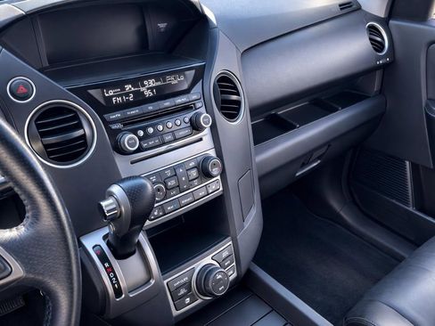Used 2014 Honda Pilot Touring image 6