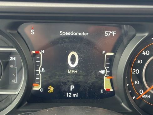 New 2026 Jeep Gladiator Sport image 19