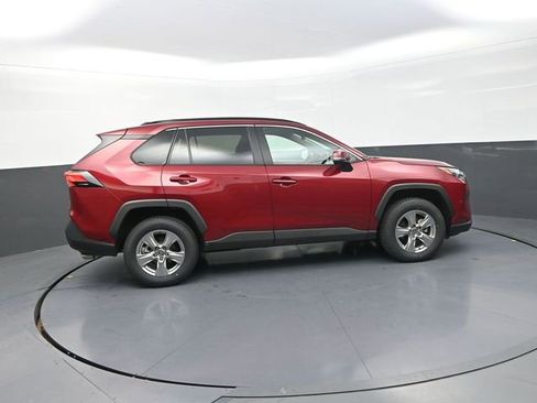 Used 2025 Toyota RAV4 XLE image 9