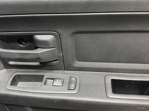 Used 2018 RAM 1500 Express image 17