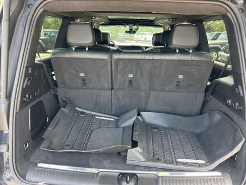 Used 2024 Jeep Grand Wagoneer Series II w/ Quick Order Packagew 28T image 32