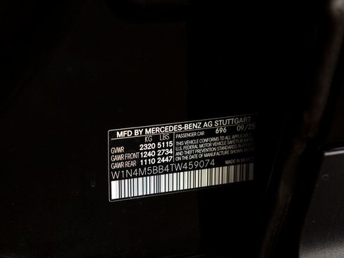 New 2026 Mercedes-Benz GLB 35 AMG 4MATIC image 32