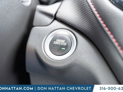 Used 2022 Chevrolet Equinox RS FWD image 11