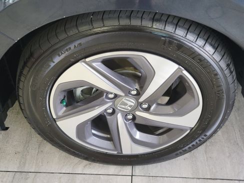 Used 2019 Honda Insight EX image 10