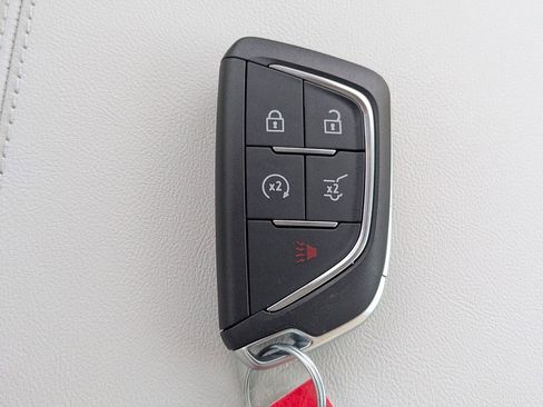 New 2026 Cadillac Vistiq Luxury w/ LPO, Floor Liner Package image 28