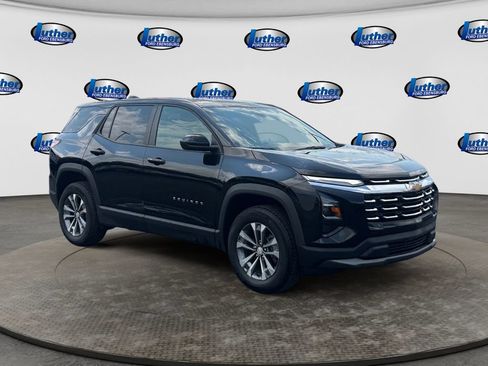 Used 2026 Chevrolet Equinox LT AWD/4WD image 7