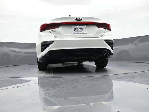 Used 2019 Kia Forte LXS FWD image 29