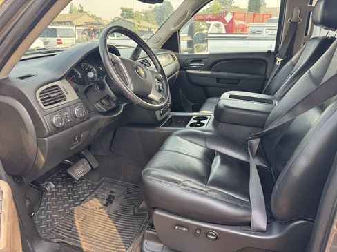 Used 2013 Chevrolet Silverado 3500 LTZ w/ LTZ Plus Package AWD/4WD image 8