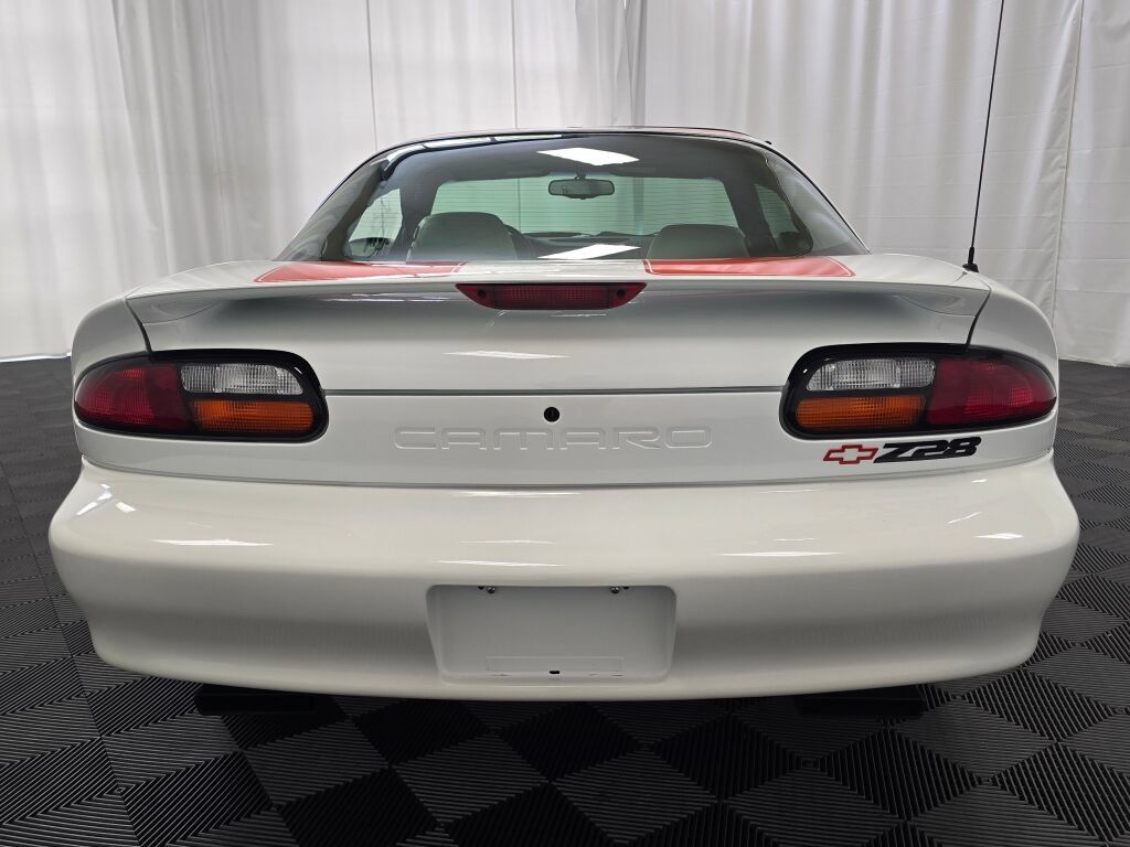 Used 1997 Chevrolet Camaro SS w/ Preferred Equipment Group 2 RWD image 5