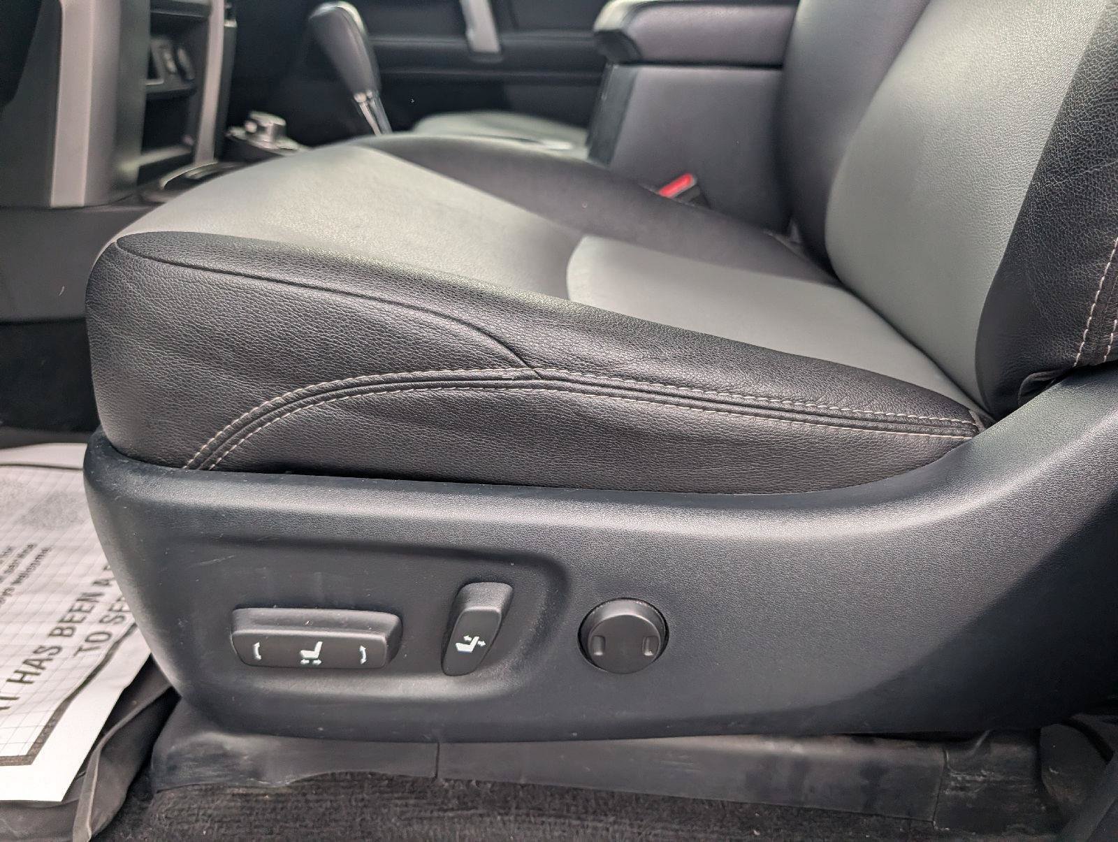 Used 2018 Toyota 4Runner SR5 Premium AWD/4WD image 8