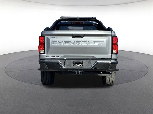Used 2025 Chevrolet Colorado Z71 w/ Midnight Edition image 4