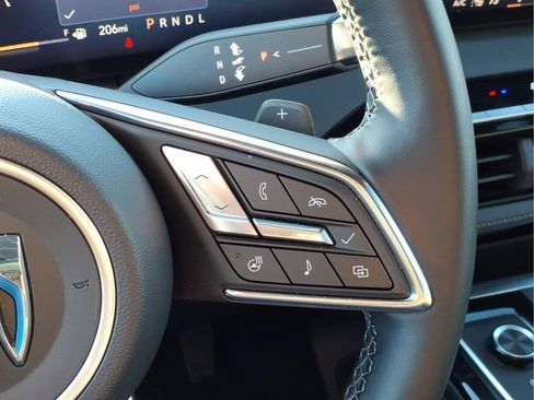 Used 2025 Buick Enclave Sport Touring image 28