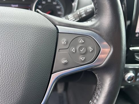 Used 2021 Chevrolet Traverse LT w/ LT Premium Package FWD image 30