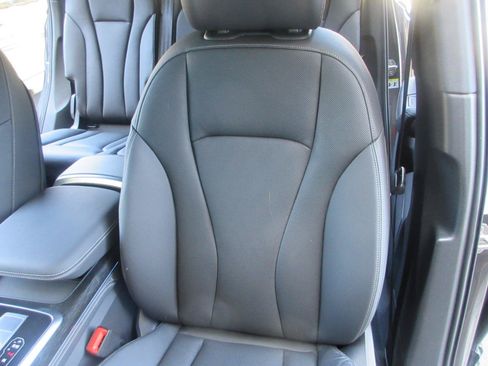 Used 2026 Audi Q7 3.0T Premium Plus w/ Premium Plus Package AWD/4WD image 10