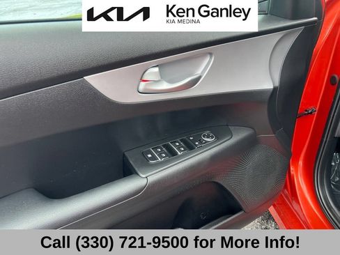 Certified 2023 Kia Forte LXS w/ LXS Technology Package FWD image 25
