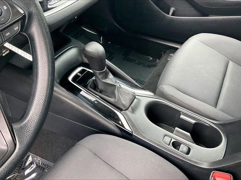 Used 2024 Toyota Corolla LE FWD image 22