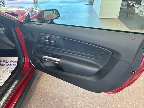 Used 2022 Ford Mustang GT Premium w/ Equipment Group 401A RWD image 24