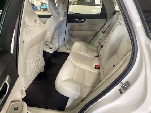 Certified 2024 Volvo XC60 B5 Plus w/ Protection Package Premier AWD/4WD image 26