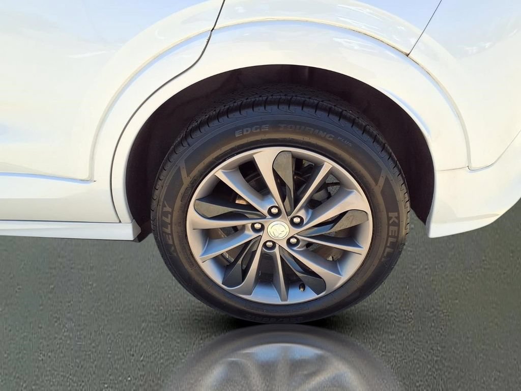 Used 2020 Buick Encore GX Select w/ Sport Touring Package FWD image 25