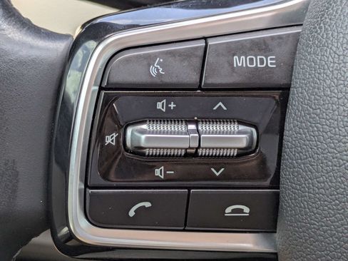 Certified 2023 Kia Sorento S FWD image 33
