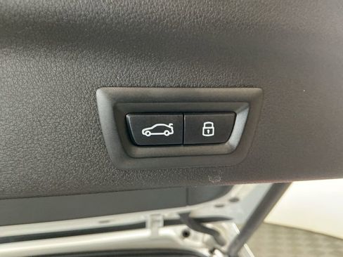 Certified 2025 BMW X1 xDrive28i w/ Convenience Package image 31