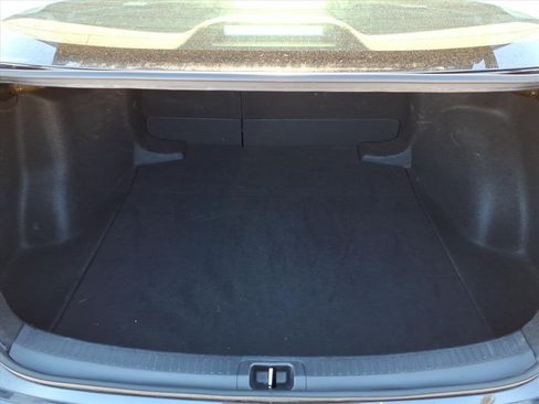 Certified 2024 Toyota Corolla LE image 9