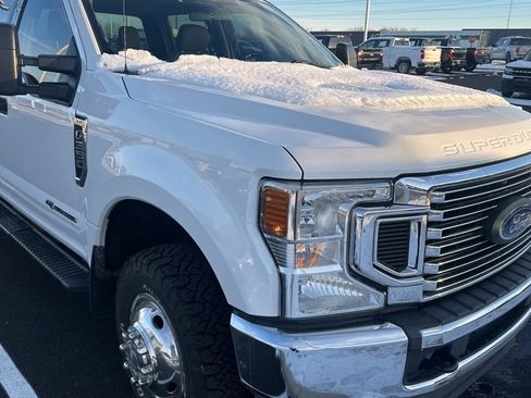 Used 2020 Ford F350 XLT image 3