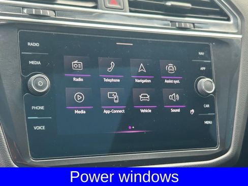 Used 2023 Volkswagen Tiguan SEL R-Line image 14