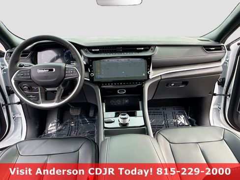 New 2026 Jeep Grand Cherokee Limited image 3