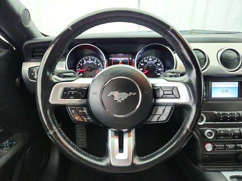 Used 2019 Ford Mustang GT RWD image 13