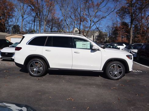 New 2025 Mercedes-Benz GLS 450 4MATIC image 2