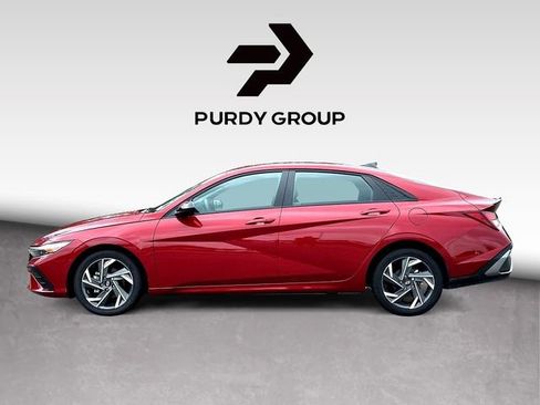 Used 2025 Hyundai Elantra Sport FWD image 5