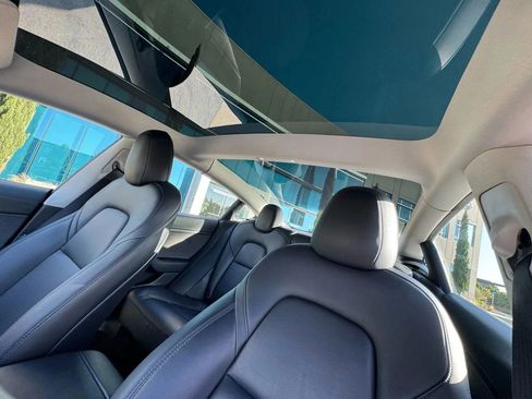 Used 2023 Tesla Model 3 Standard Range RWD image 10