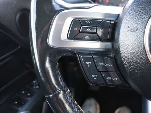 Used 2022 Ford Mustang Premium image 19