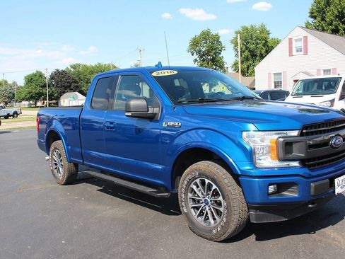 Used 2018 Ford F150 XLT w/ Equipment Group 302A Luxury AWD/4WD image 3