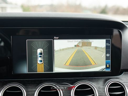 Used 2018 Mercedes-Benz E 300 4MATIC w/ Premium 1 Package image 32