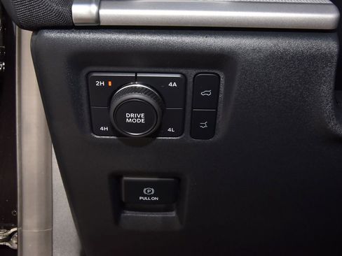 Certified 2025 Ford Expedition Max Active image 32