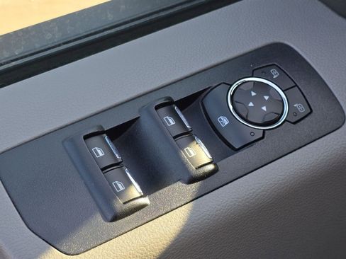 Used 2018 Ford F150 XLT w/ Equipment Group 302A Luxury image 21