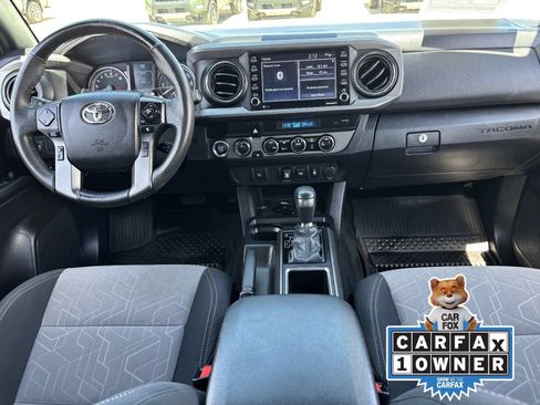 Used 2022 Toyota Tacoma TRD Off-Road AWD/4WD image 16