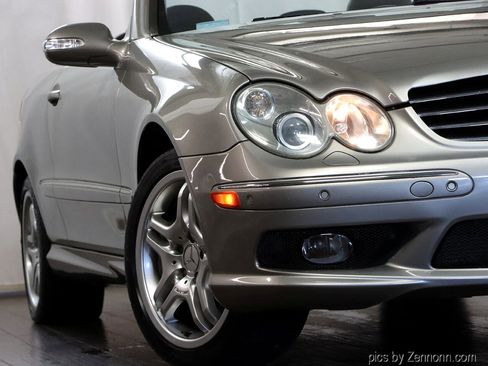 Used 2004 Mercedes-Benz CLK 500 2dr Cabriolet 5.0L image 4