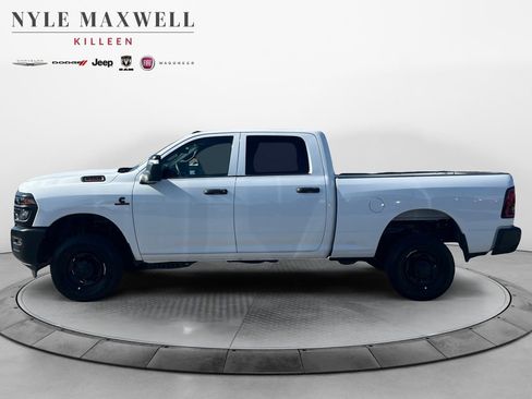 New 2026 RAM 2500 Tradesman AWD/4WD image 13