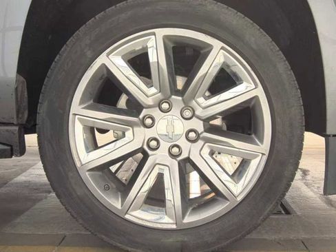 Used 2019 Chevrolet Tahoe LT image 22