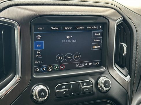 Used 2021 GMC Sierra 1500 AT4 w/ AT4 Premium Package AWD/4WD image 17
