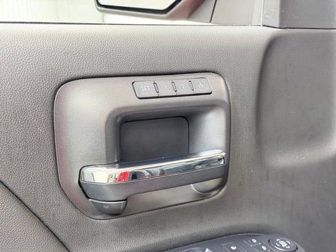 Used 2017 GMC Sierra 1500 SLT w/ SLT Premium Package AWD/4WD image 10