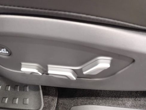 New 2026 Hyundai Ioniq 9 Calligraphy image 31