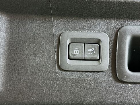 Used 2025 MAZDA CX-50 AWD 2.5 Hybrid w/ Premium Pkg image 30