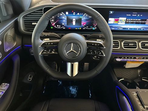 New 2026 Mercedes-Benz GLS 580 4MATIC image 14