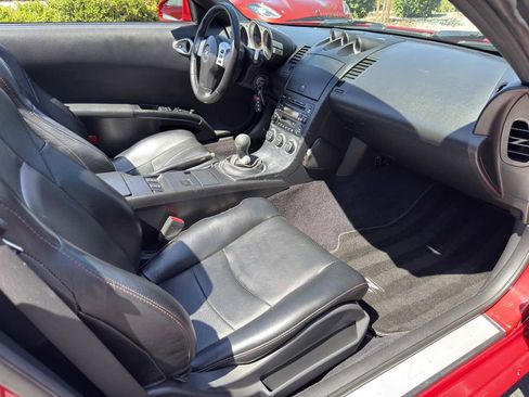 Used 2005 Nissan 350Z Touring image 44